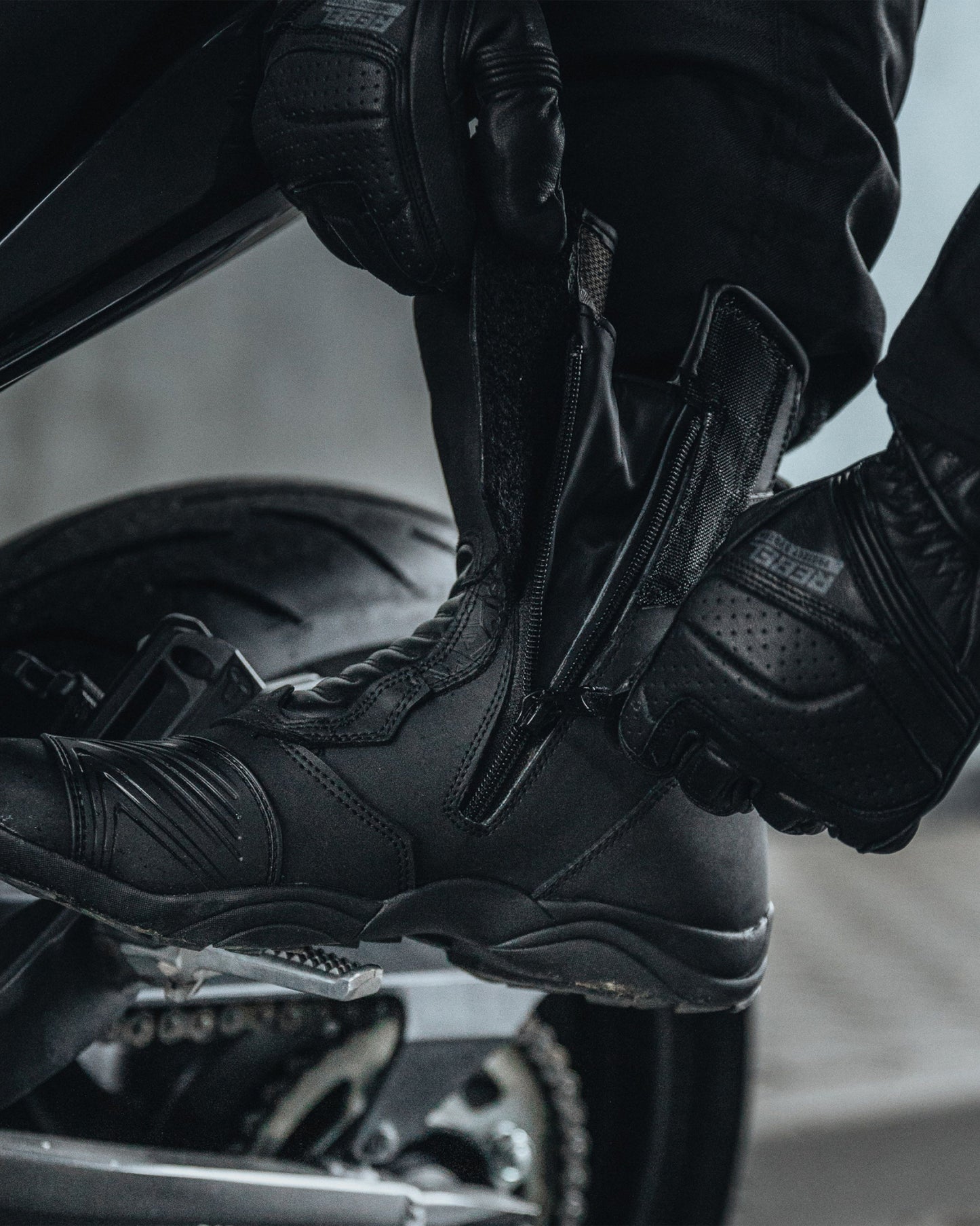 Scout Motorcycle Boots Black Matt