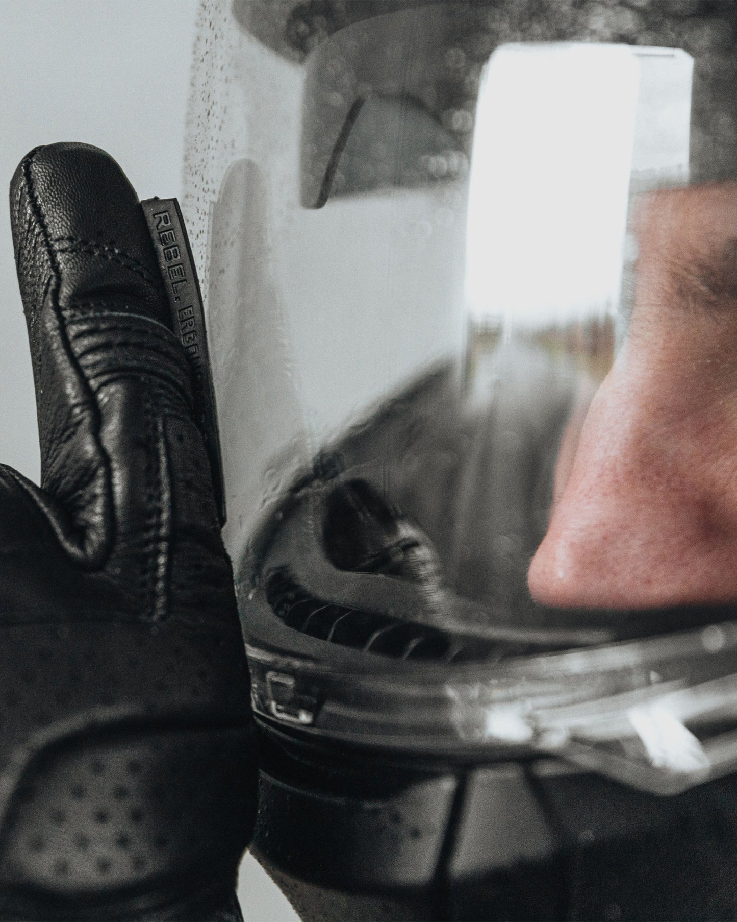 Hike II Motorcycle Gloves Black
