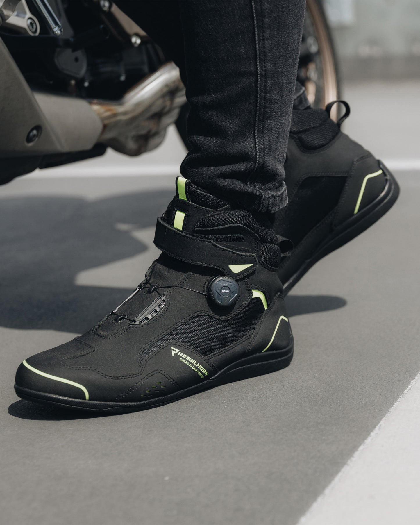 Spark II Motorcycle Boots Fluo Yellow