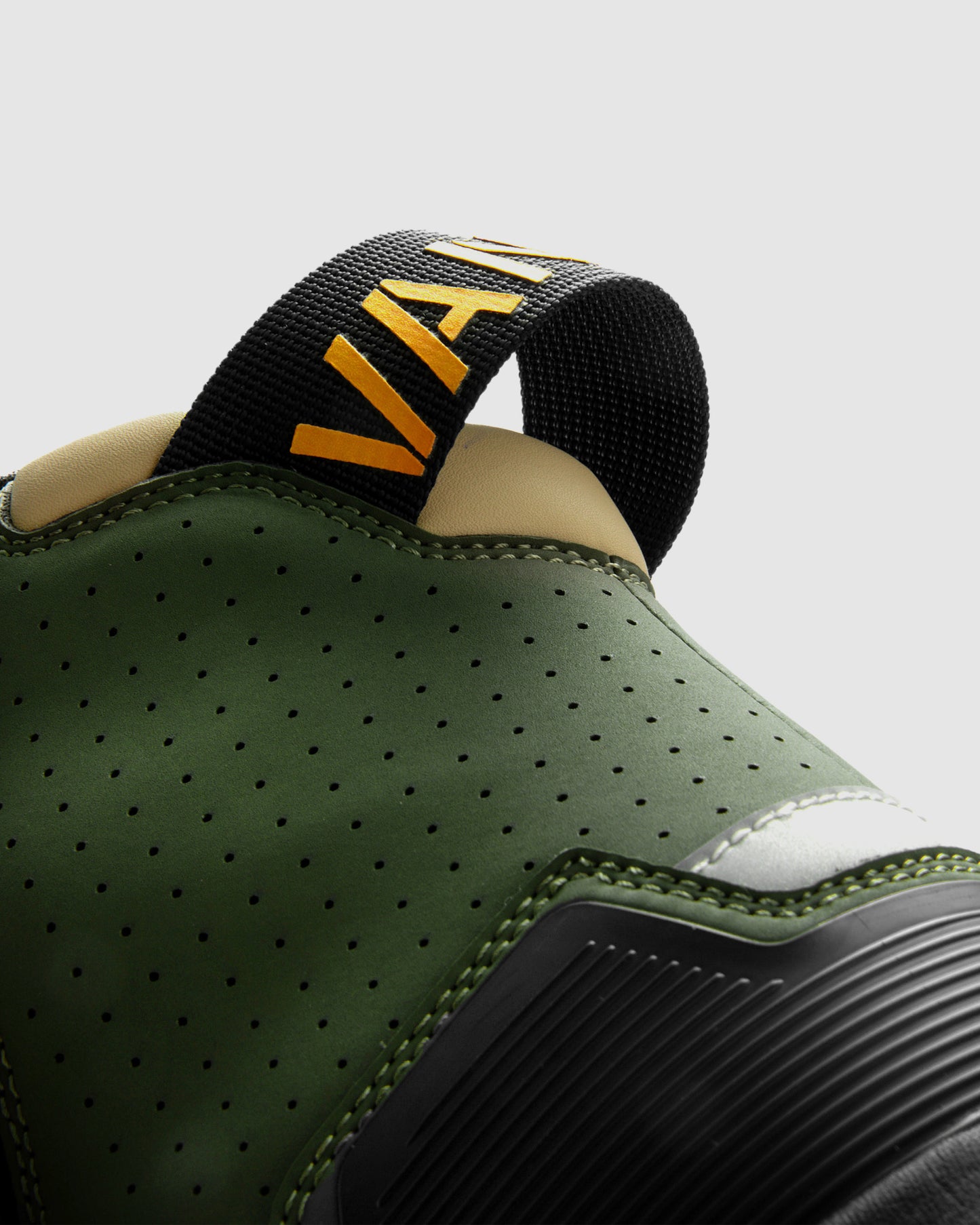 Vandal II Motorcycle Boots Olive