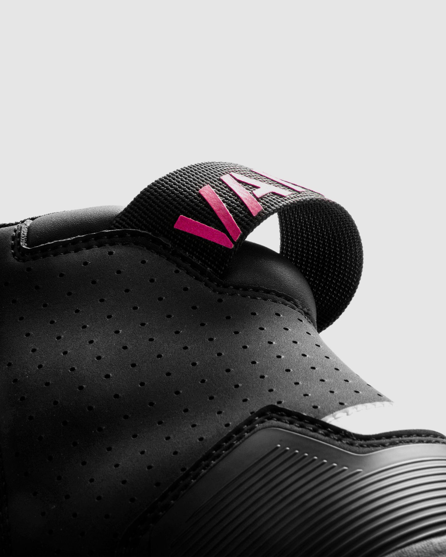 Vandal II Women's Motorcycle Boots Pink